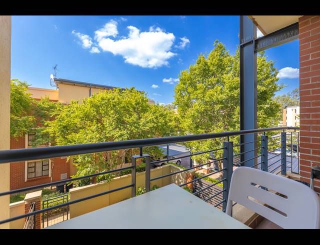 2 BEDROOM SECTIONAL TITLE FOR SALE IN DOUGLASDALE